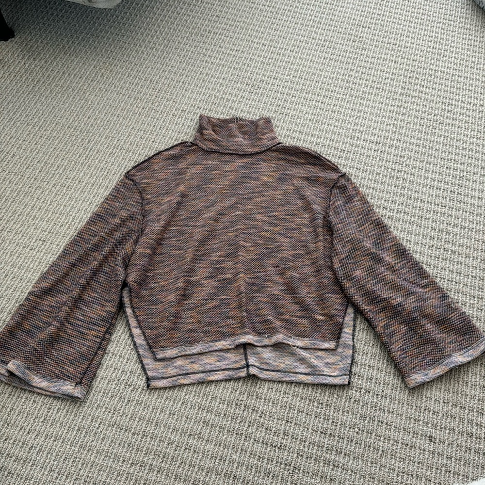 Free people sweater